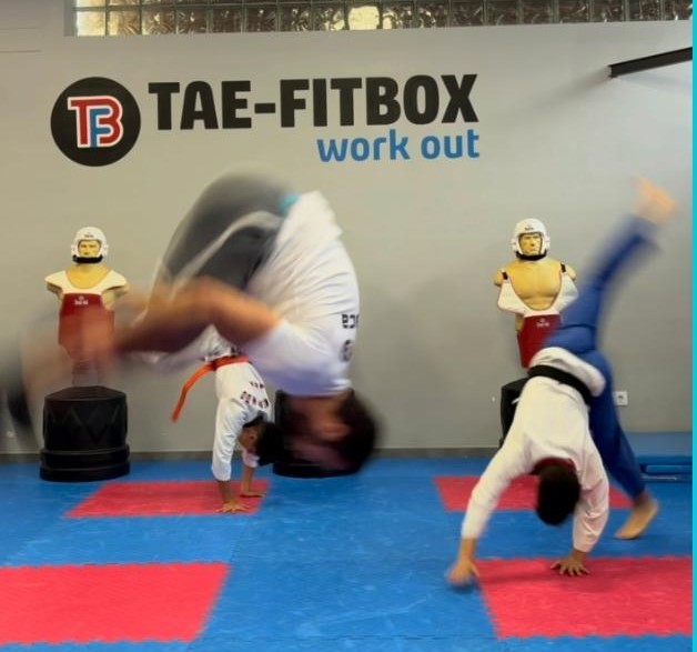 Brosjaca Backflip